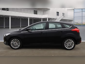 Used Ford Focus 2017 for sale - 76179527: Photo 3