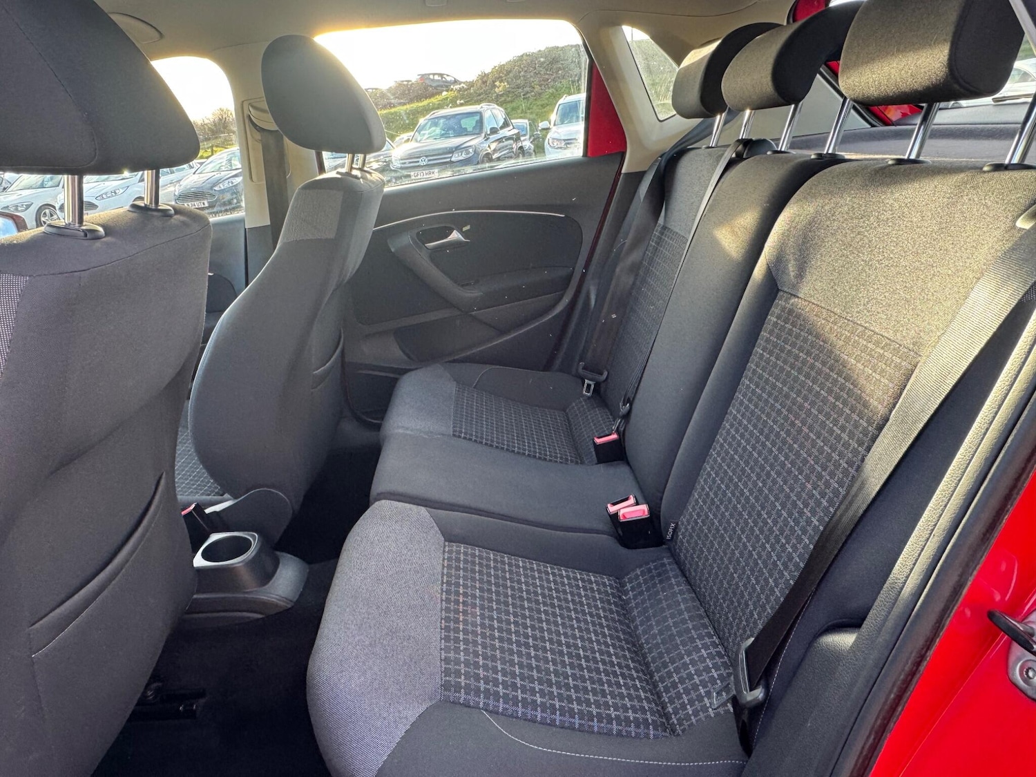 Used Volkswagen Polo 2014 for sale - 77060215: Photo 11