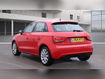 Used Audi A1 2014 for sale - 76314718: Photo 2