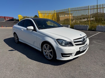Used Mercedes-Benz C Class 2015 for sale - 79158325: Photo