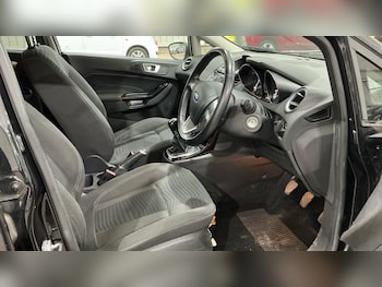 Used Ford Fiesta 2015 for sale - 76013655: Photo