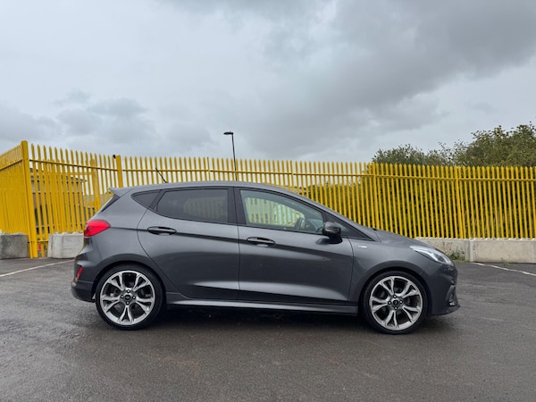 Used Ford Fiesta 2018 for sale - 75552995: Photo 6