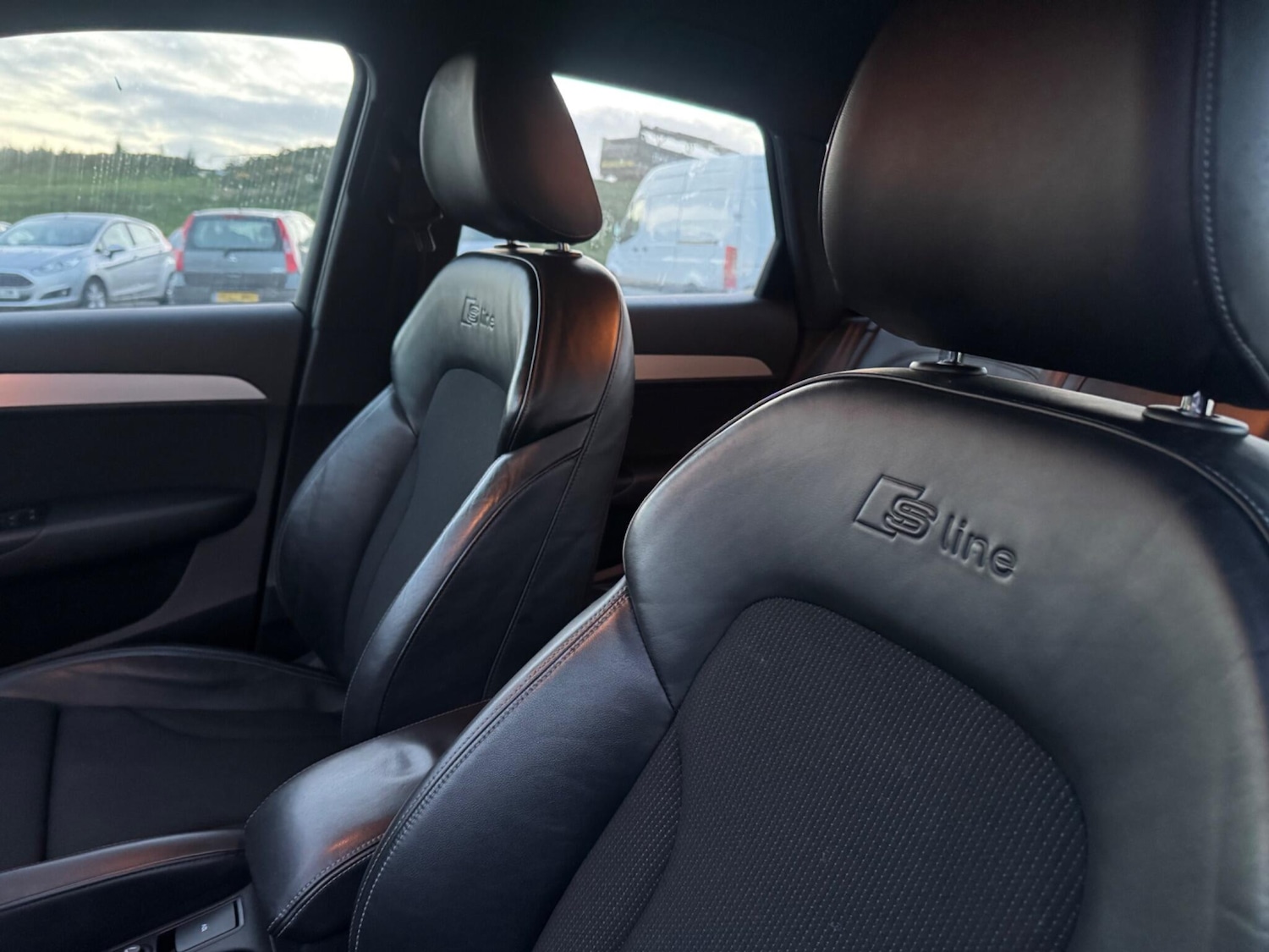 Used Audi Q3 2014 for sale - 76060454: Photo 10