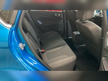 Used Ford Fiesta 2015 for sale - 77925314: Photo