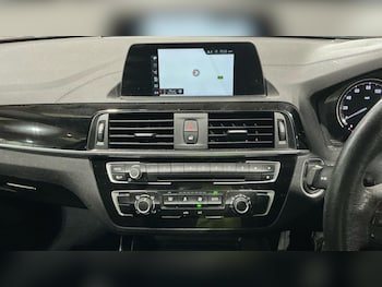 Used BMW 1 Series 2018 for sale - 77637730: Photo