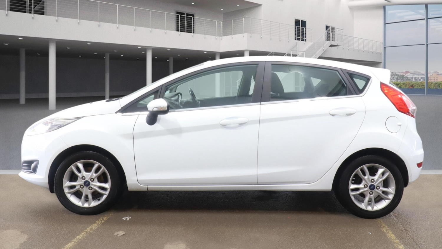 Used Ford Fiesta 2015 for sale - 77426157: Photo 3