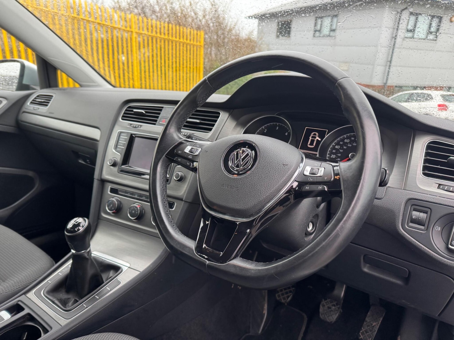 Used Volkswagen Golf 2012 for sale - 77646506: Photo 11