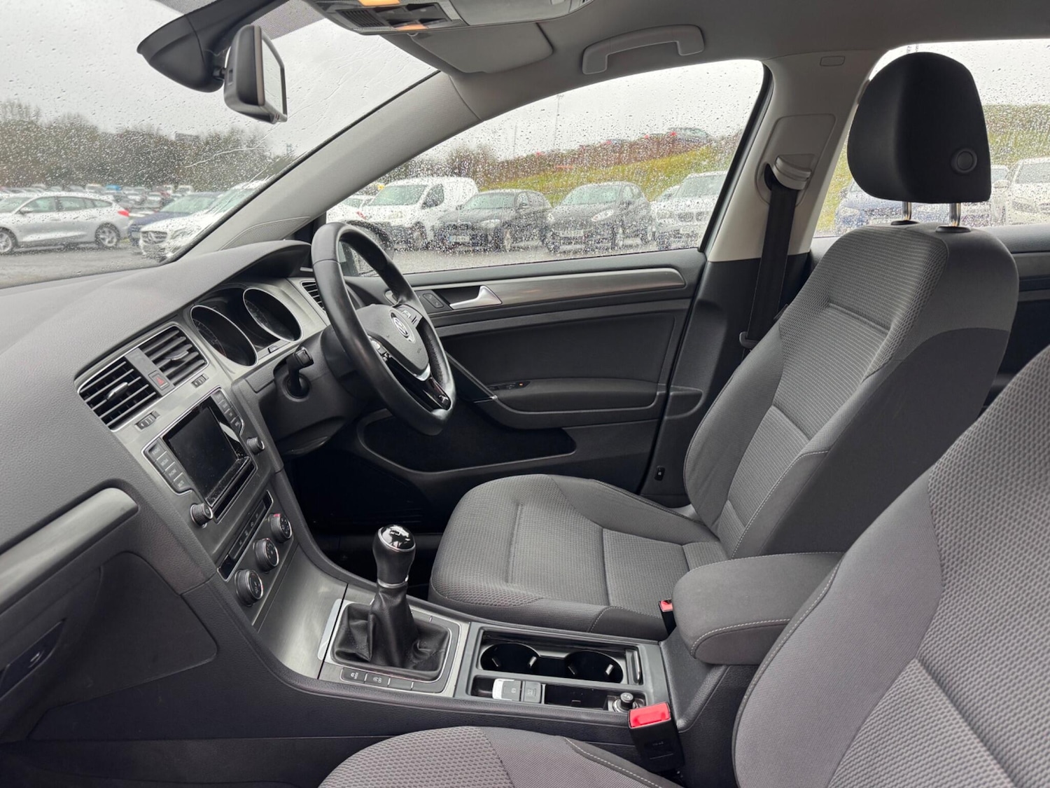 Used Volkswagen Golf 2012 for sale - 77646506: Photo 9