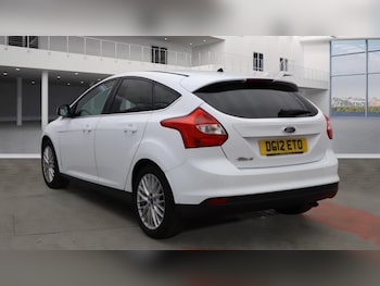 Used Ford Focus 2012 for sale - 75941754: Photo 2