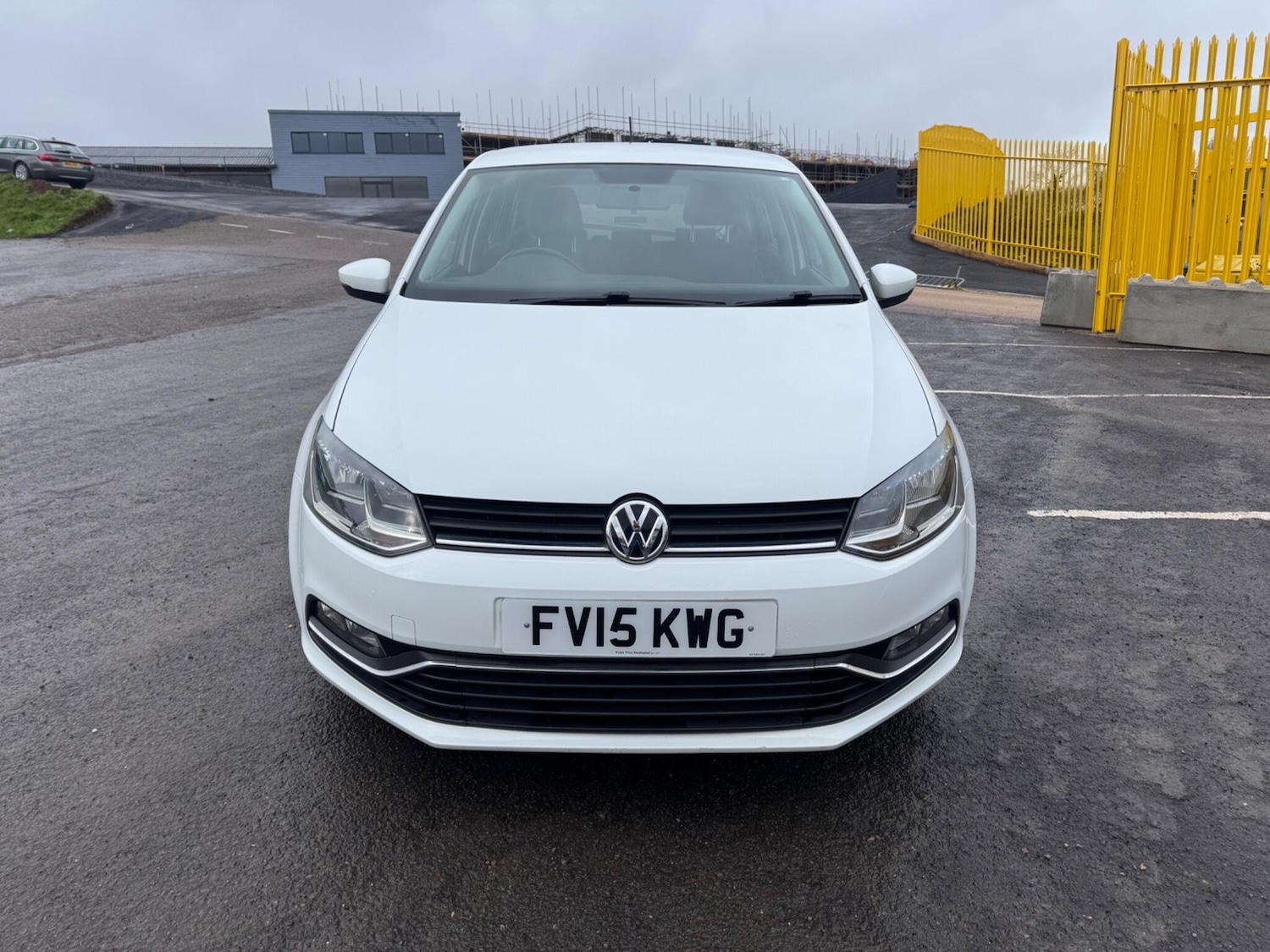 Used Volkswagen Polo 2015 for sale - 76839634: Photo 3