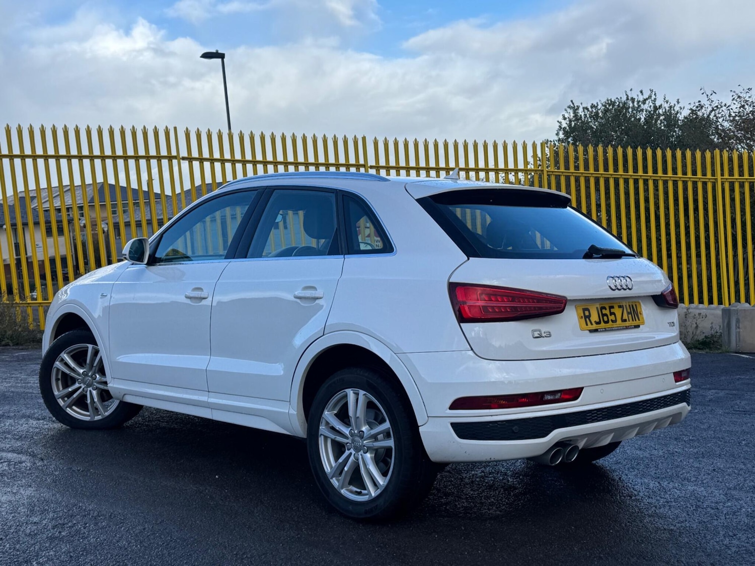 Used Audi Q3 2015 for sale - 75964993: Photo 2