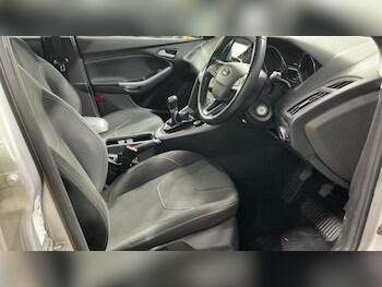 Used Ford Focus 2016 for sale - 78320366: Photo