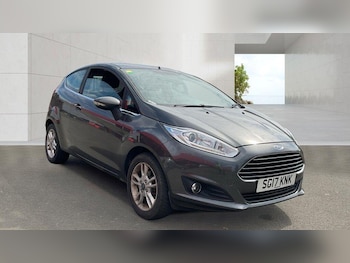 Used Ford Fiesta 2017 for sale - 79201535: Photo