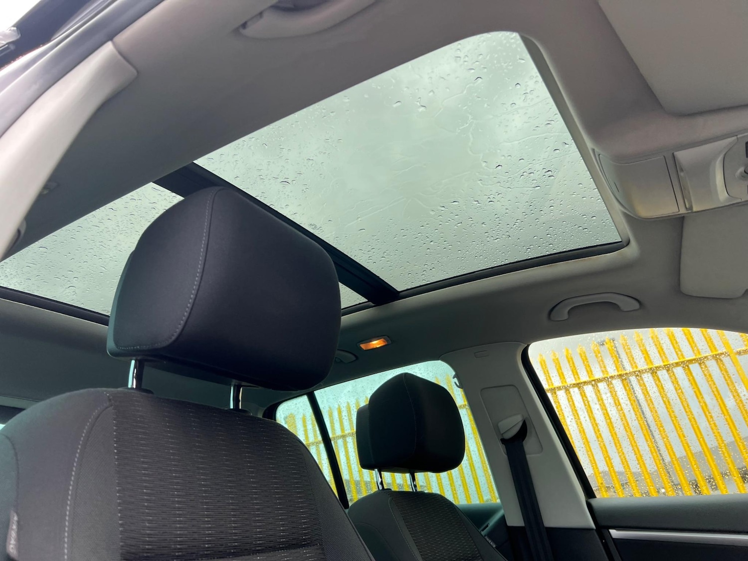 Used Volkswagen Tiguan 2012 for sale - 76990236: Photo 12