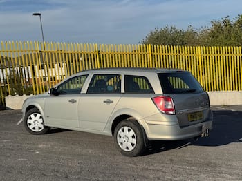 Used Vauxhall Astra 2010 for sale - 79426197: Photo