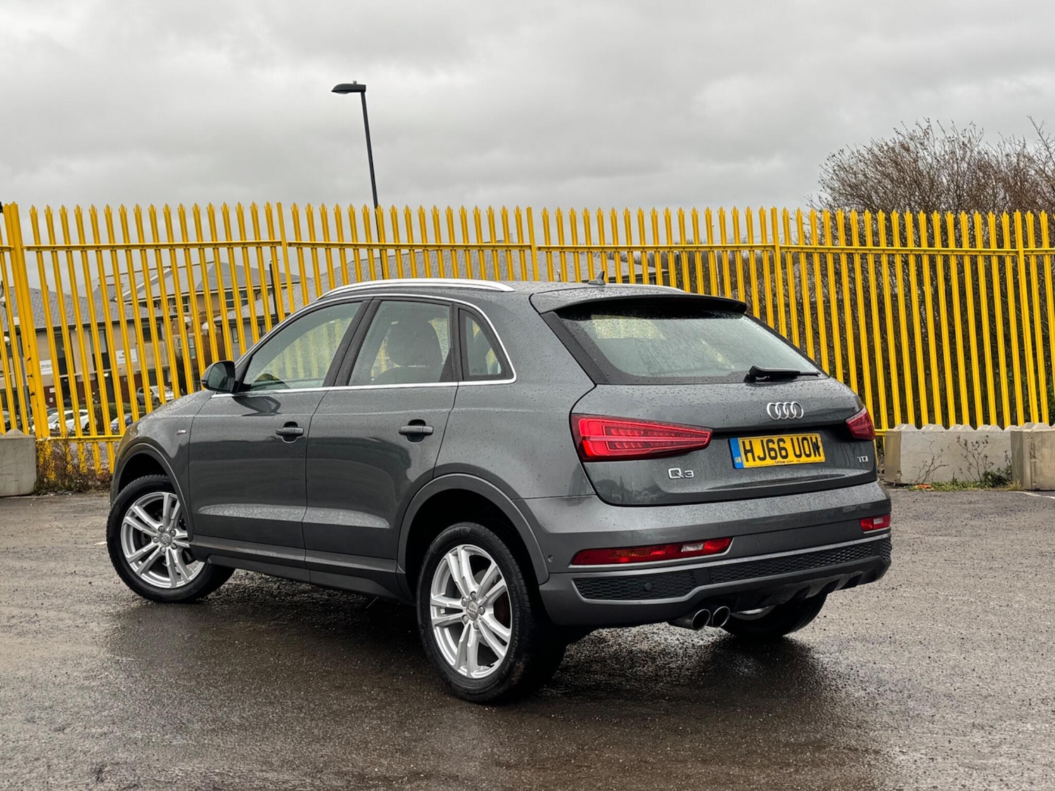 Used Audi Q3 2016 for sale - 77191046: Photo 2