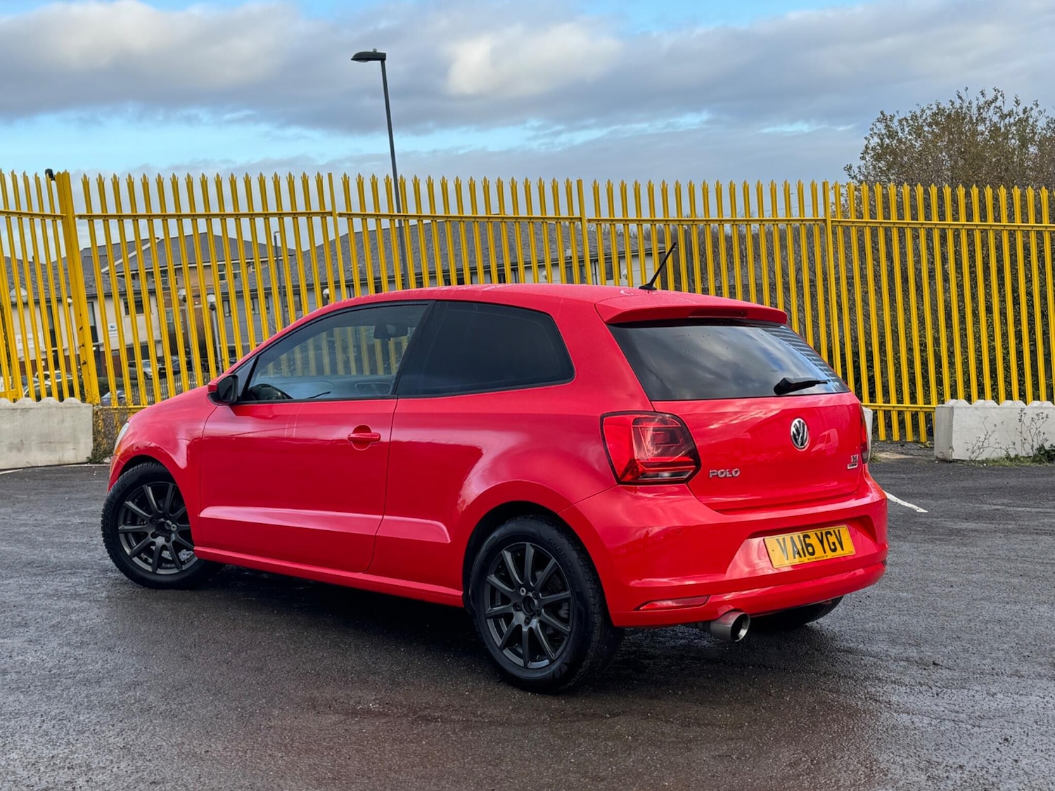 Used Volkswagen Polo 2016 for sale - 77978265: Photo 2