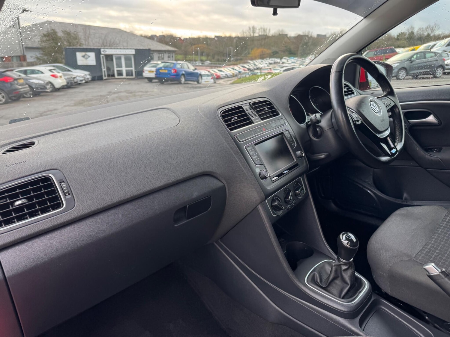 Used Volkswagen Polo 2016 for sale - 77978265: Photo 9