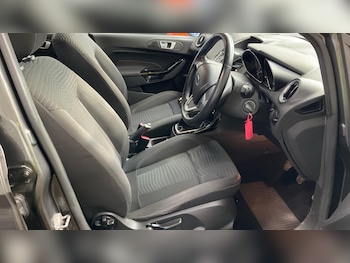 Used Ford Fiesta 2016 for sale - 77784767: Photo