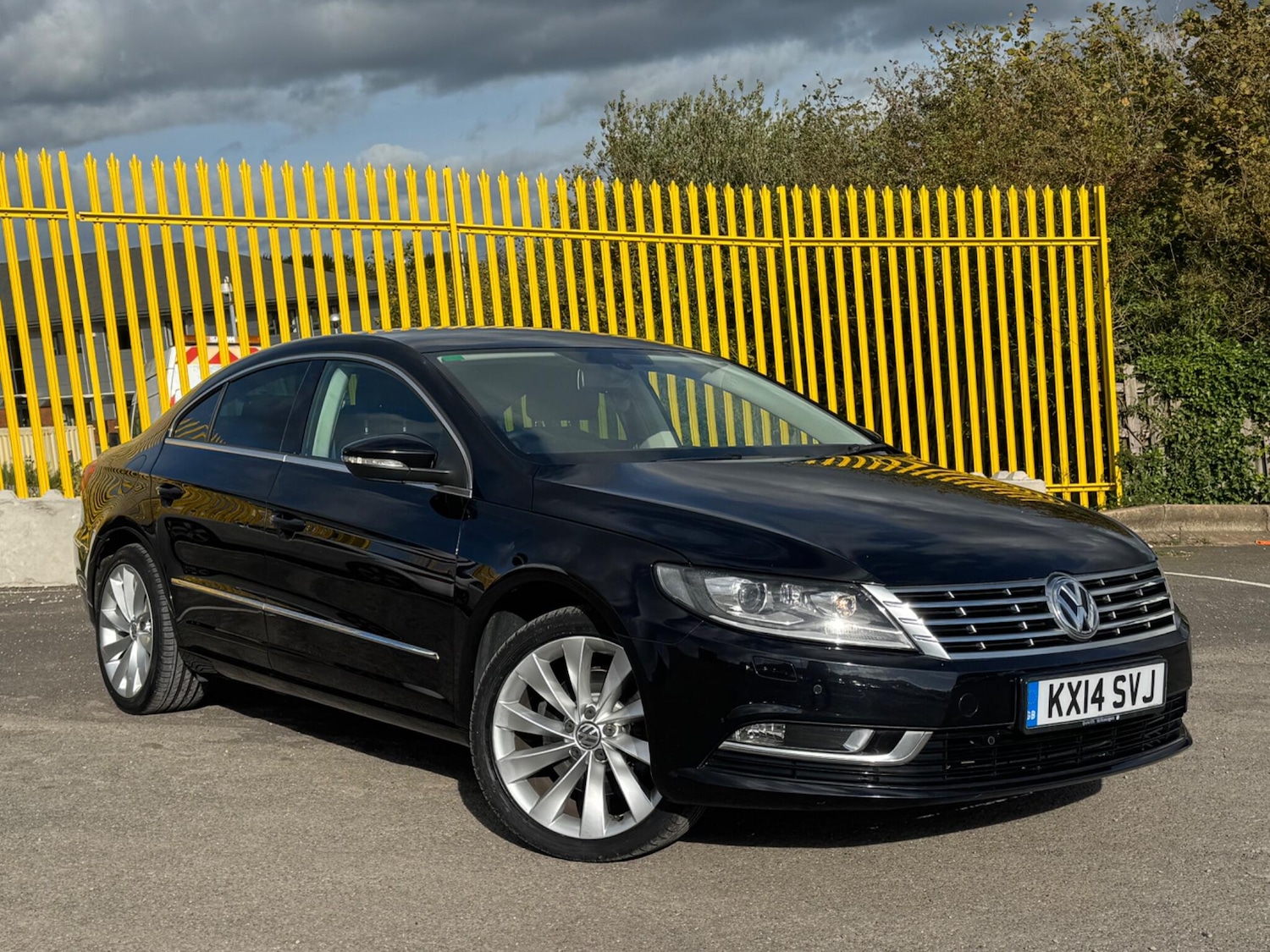 Used Volkswagen CC 2014 for sale - 76059281: Photo 1
