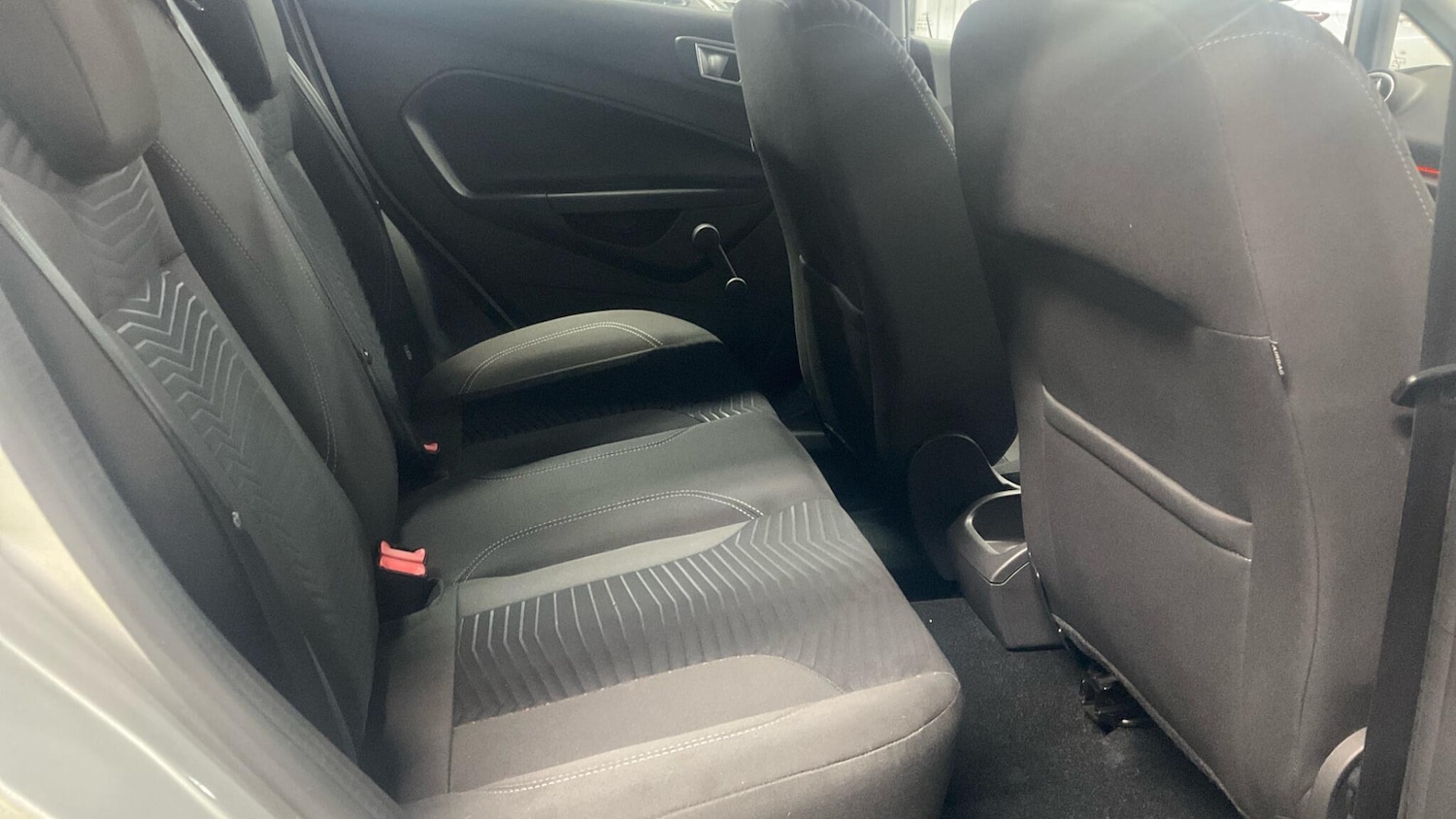 Used Ford Fiesta 2015 for sale - 77993199: Photo 5