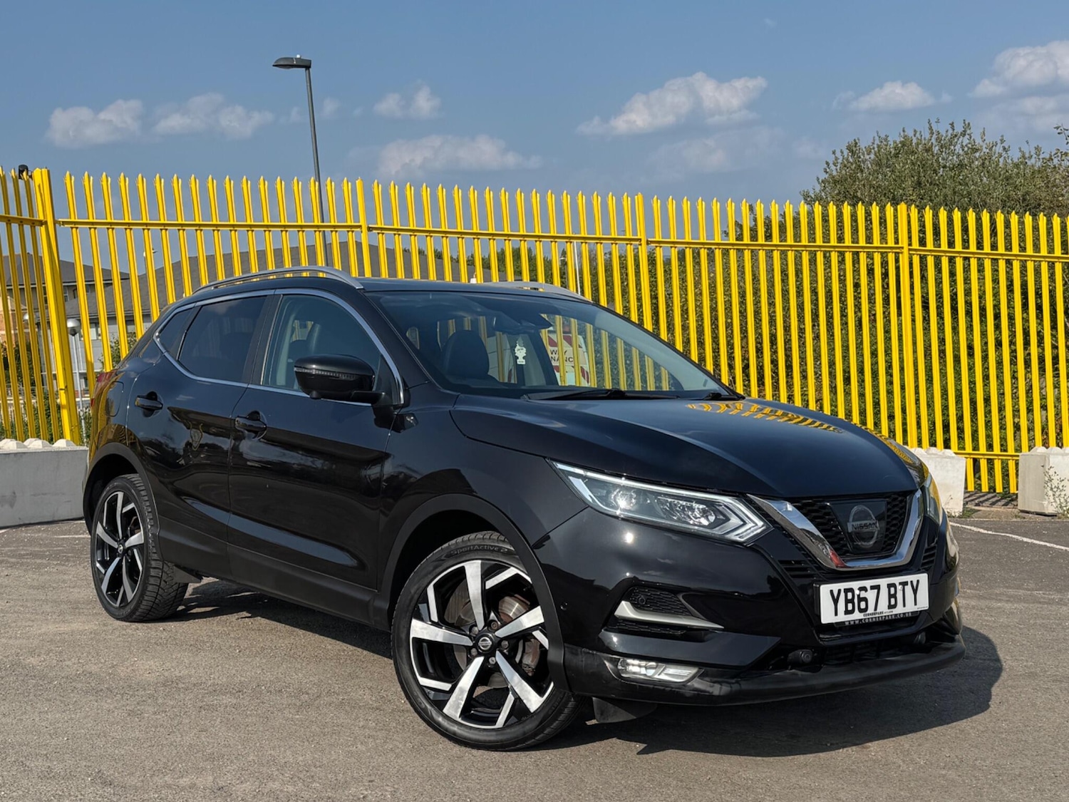 Used Nissan Qashqai 2017 for sale - 76095113: Photo 1