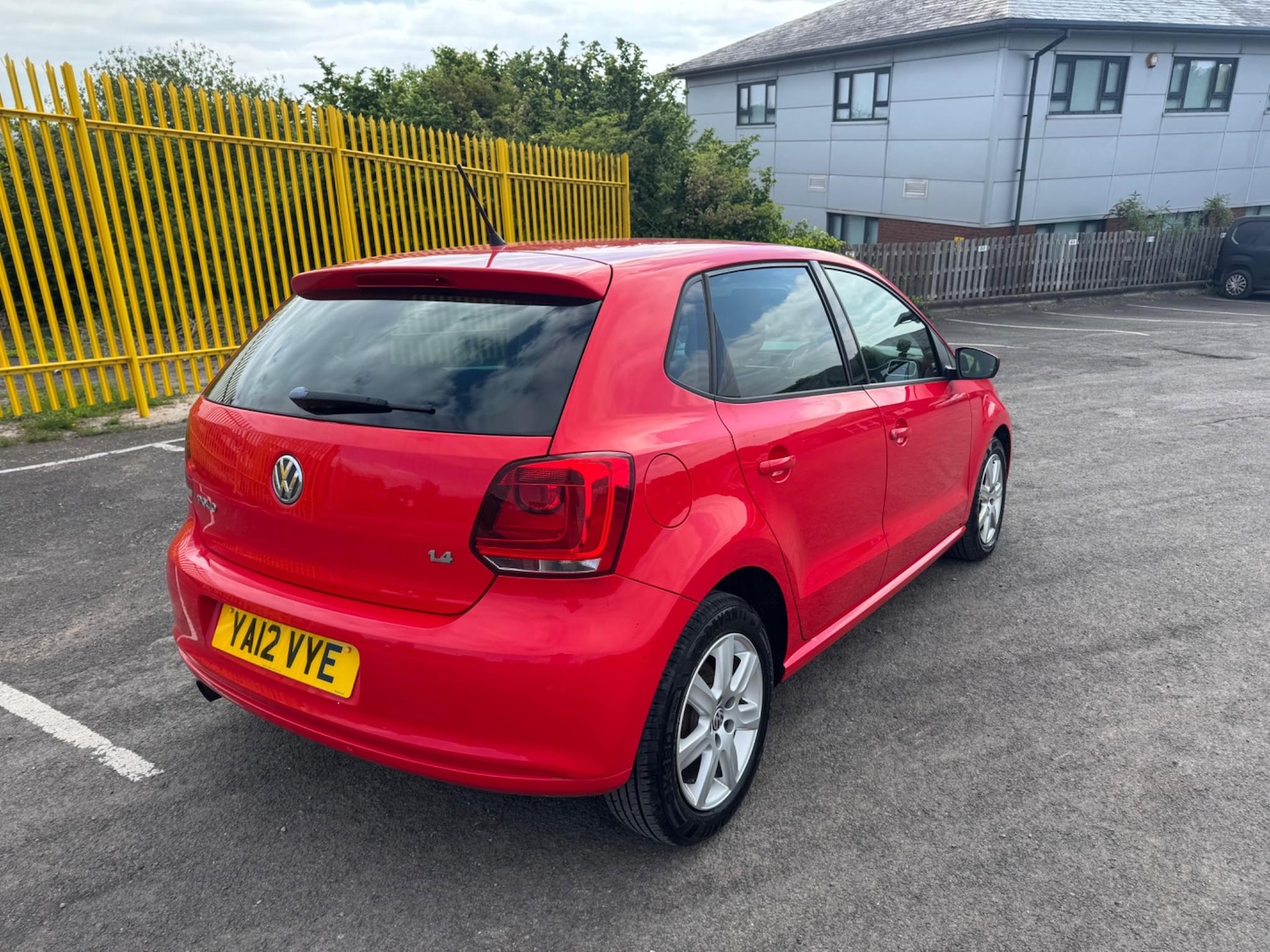 Used Volkswagen Polo 2012 for sale - 76456609: Photo 5