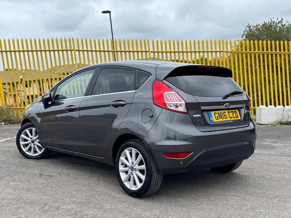 Used Ford Fiesta 2016 for sale - 76239965: Photo 2
