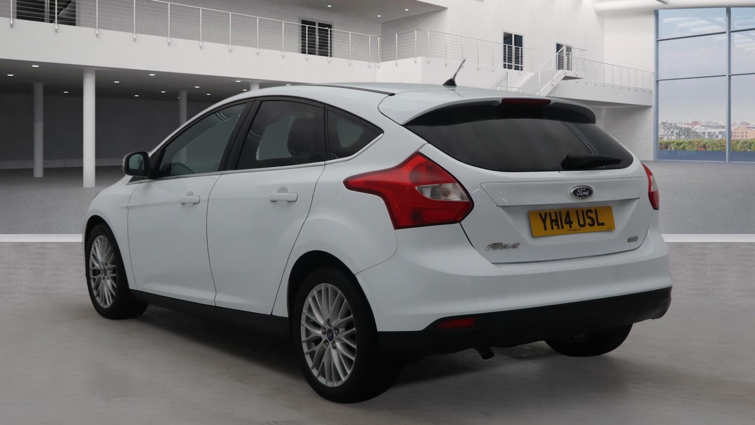 Used Ford Focus 2014 for sale - 77424892: Photo 2