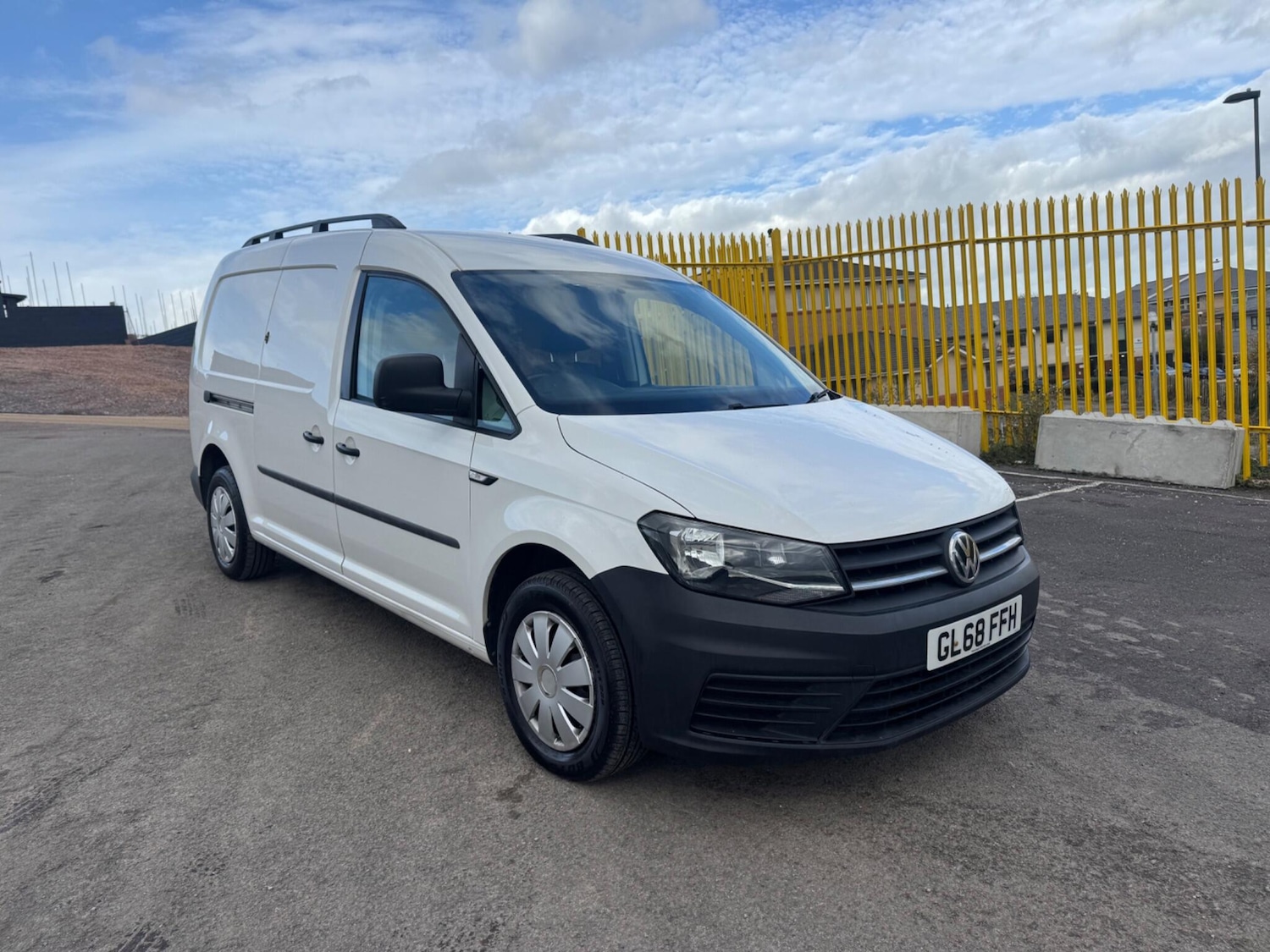 Used Volkswagen Caddy Maxi 2018 for sale - 76987657: Photo 4