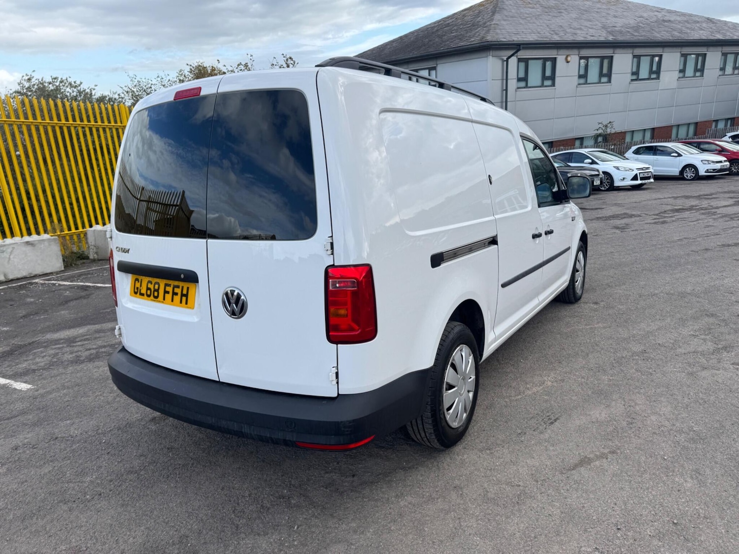 Used Volkswagen Caddy Maxi 2018 for sale - 76987657: Photo 6