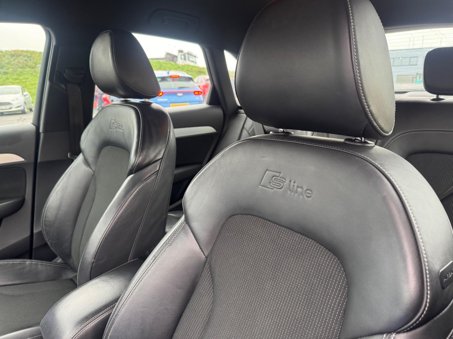 Used Audi Q3 2014 for sale - 76398091: Photo 10