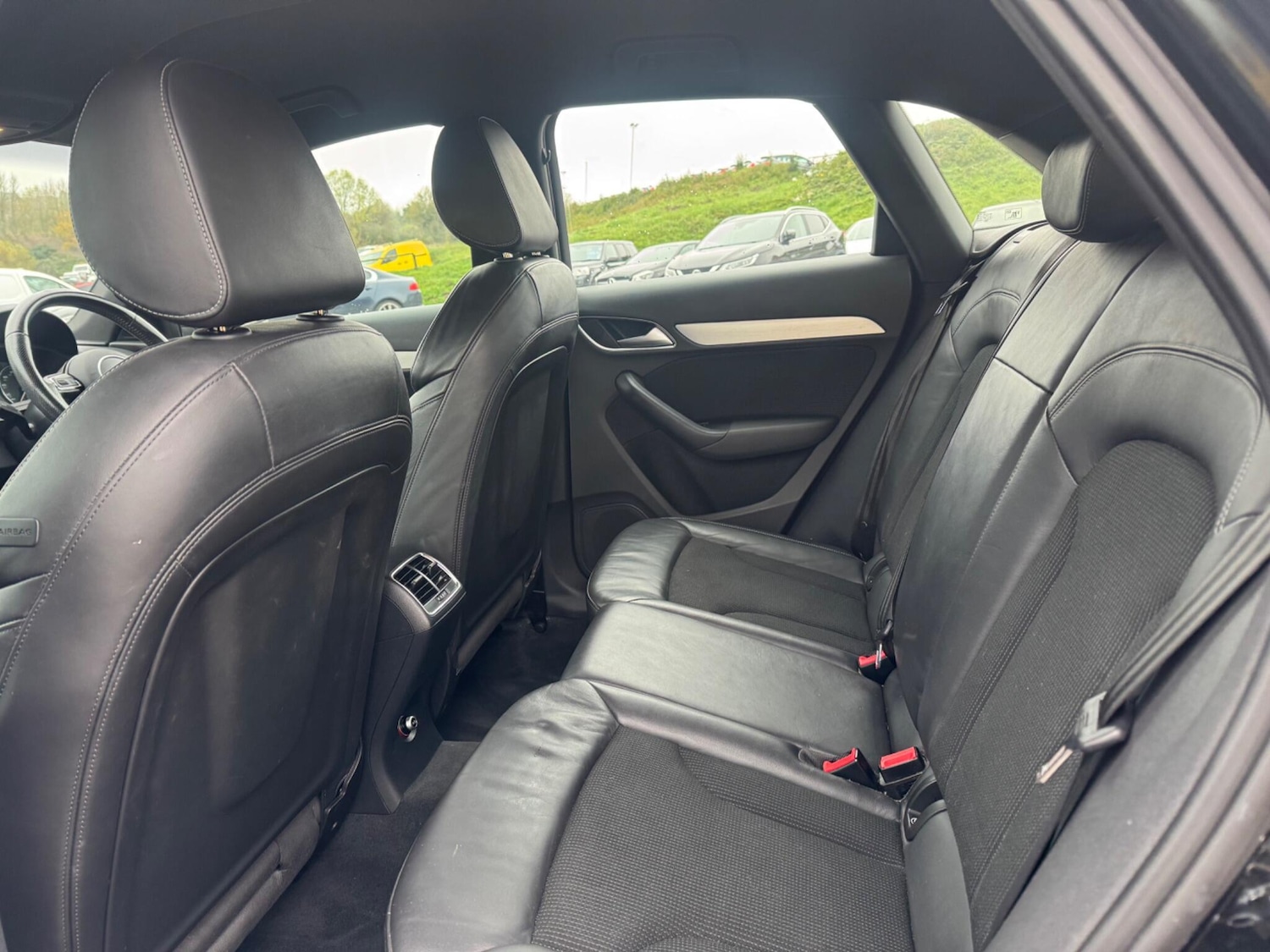 Used Audi Q3 2014 for sale - 76398091: Photo 11