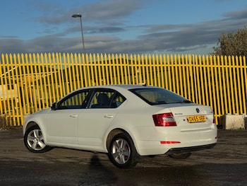 Used Skoda Octavia 2015 for sale - 76701784: Photo
