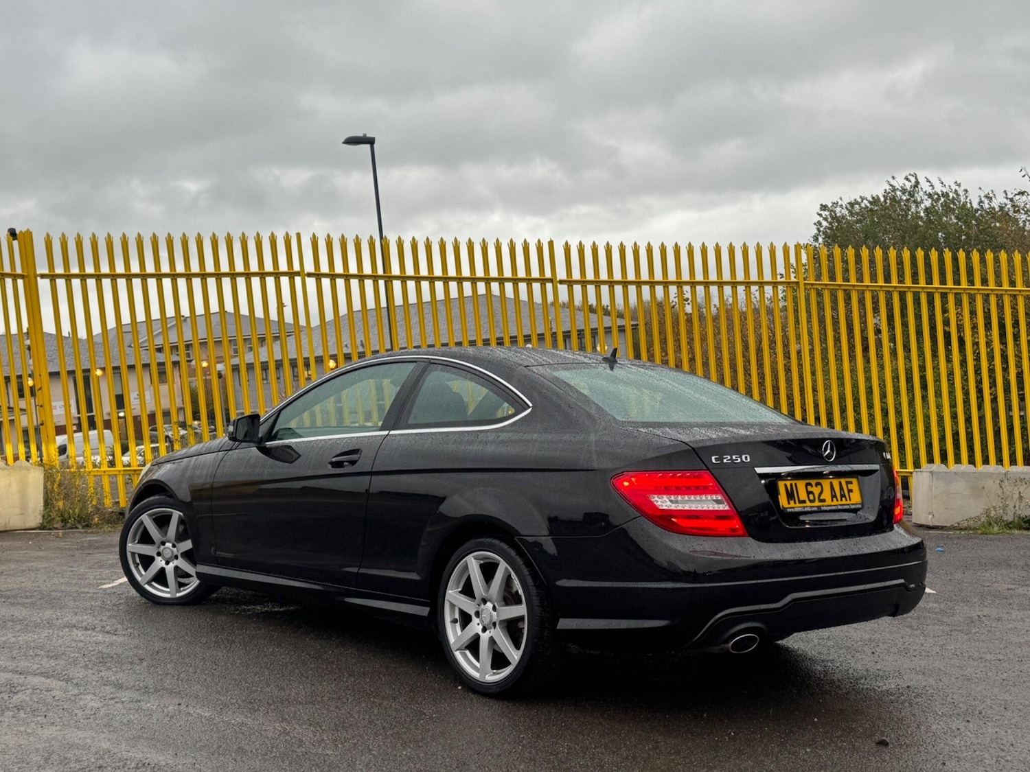 Used Mercedes-Benz C Class 2012 for sale - 76991634: Photo 2
