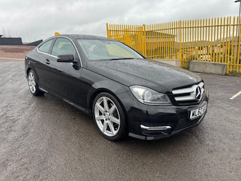 Used Mercedes-Benz C Class 2012 for sale - 76991634: Photo