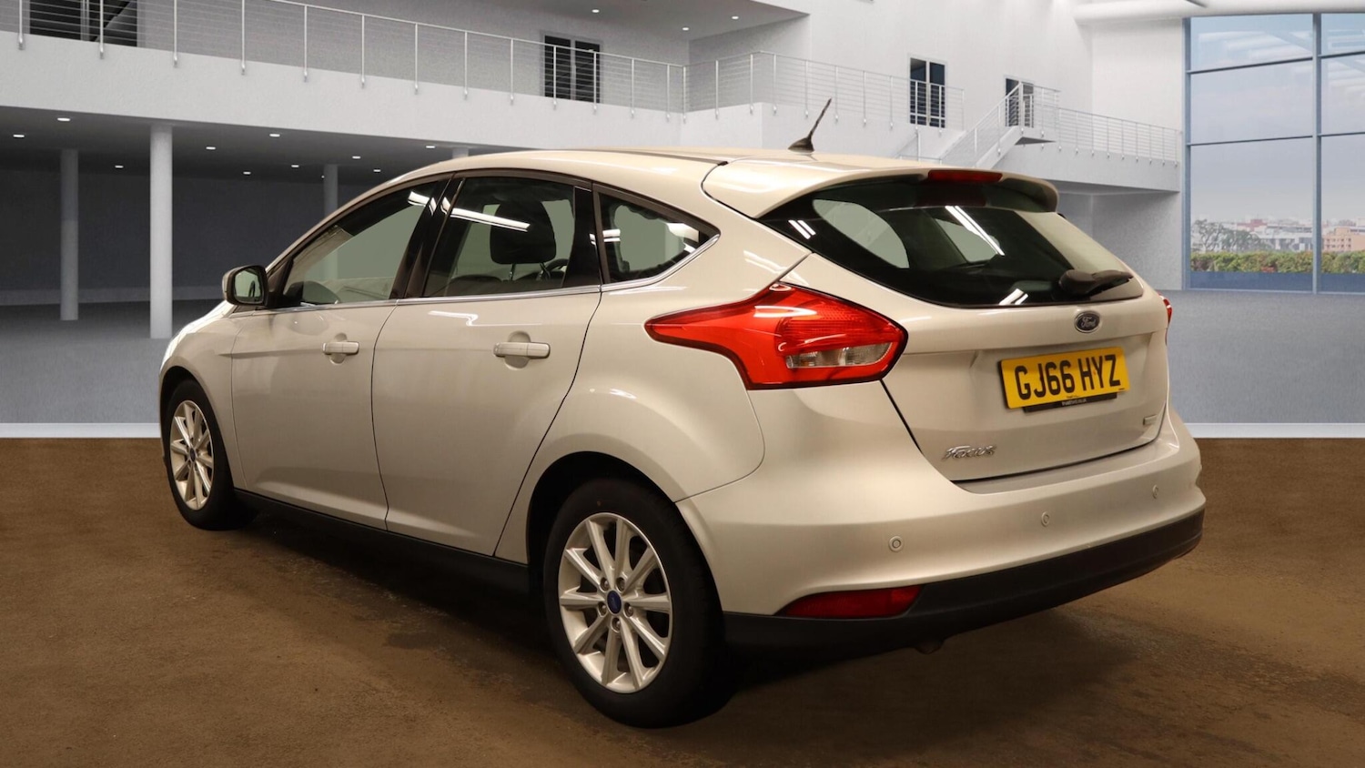 Used Ford Focus for sale - 77993565: Photo 2