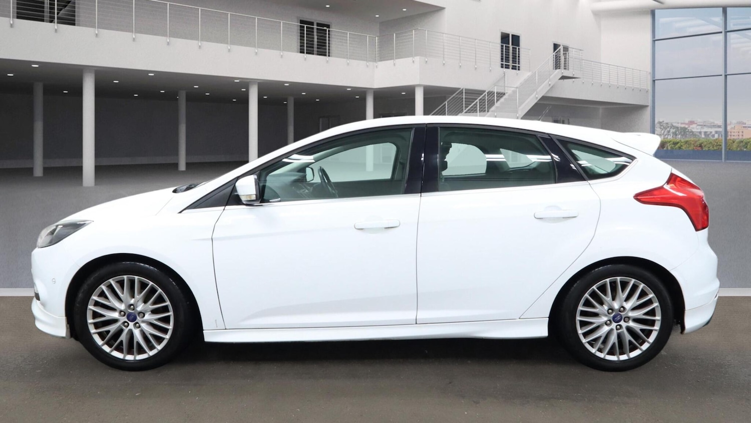Used Ford Focus 2014 for sale - 77425790: Photo 3