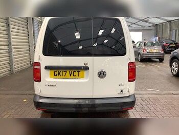 Used Volkswagen Caddy Maxi 2017 for sale - 77768821: Photo