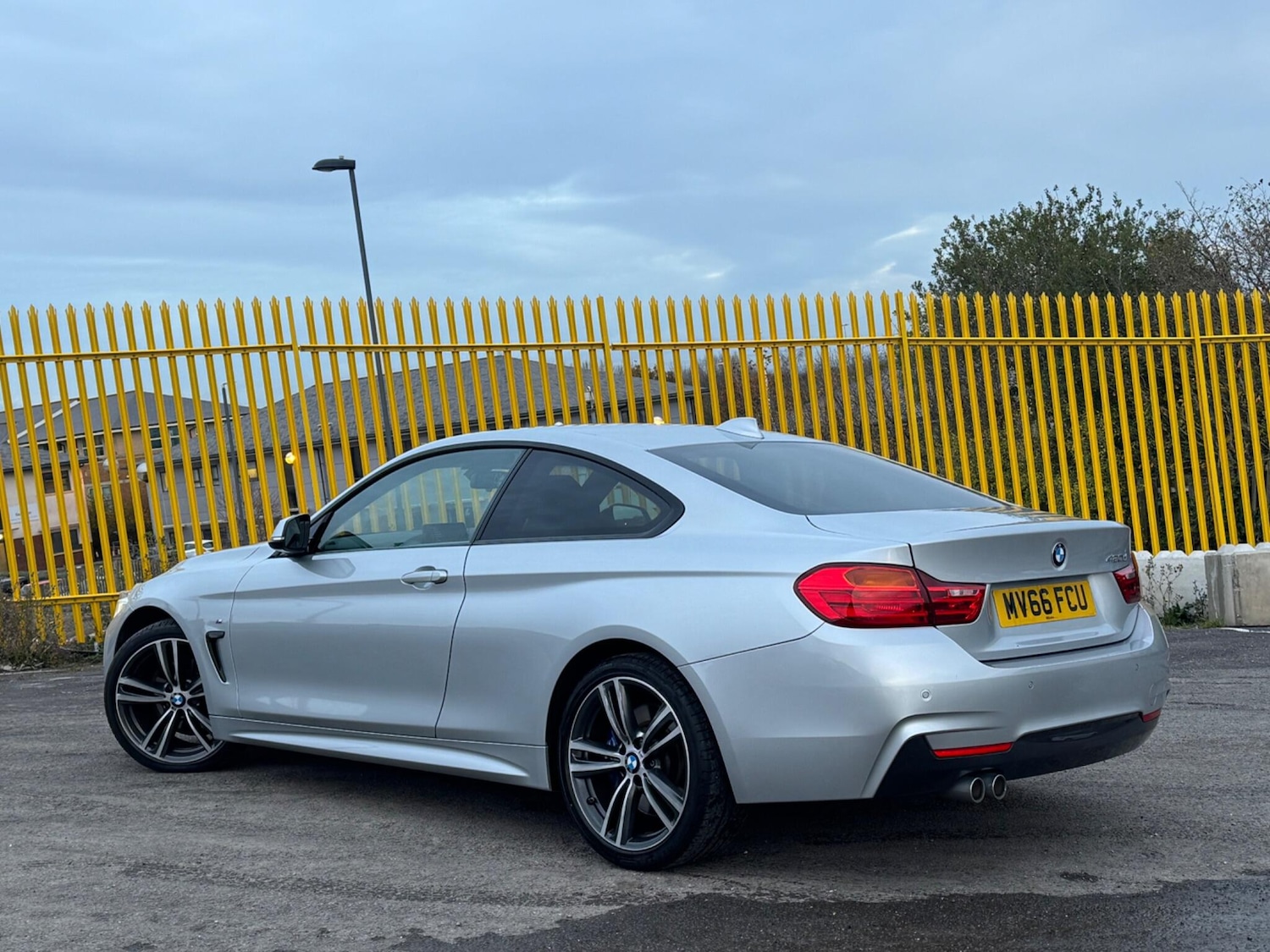 Used BMW 4 Series 2016 for sale - 76201324: Photo 2