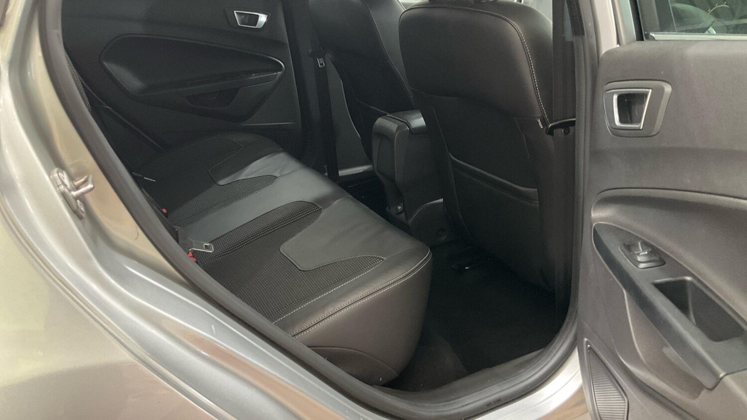 Used Ford Fiesta 2014 for sale - 76179760: Photo 5