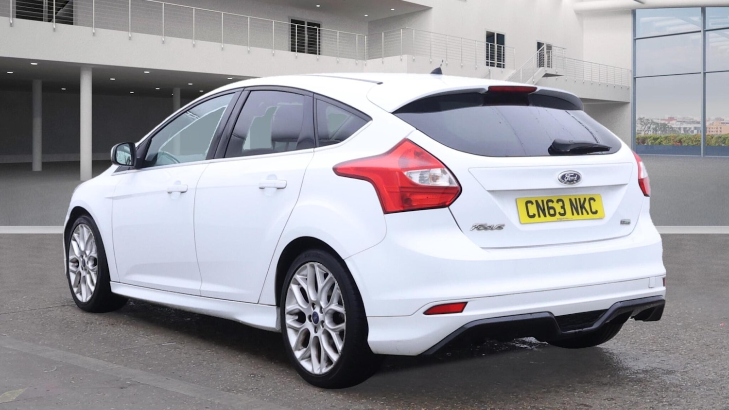 Used Ford Focus for sale - 76995293: Photo 2