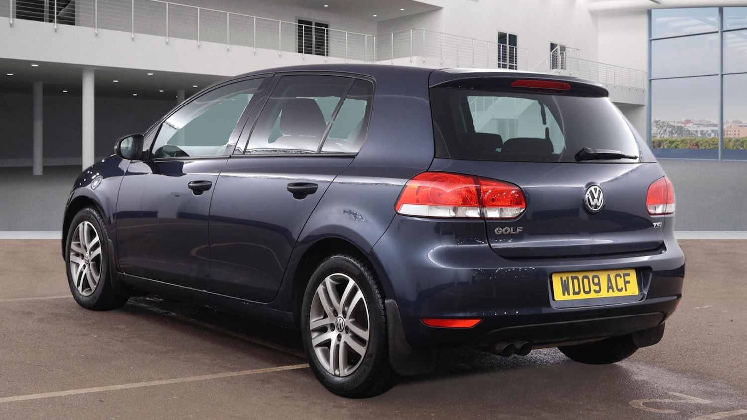 Used Volkswagen Golf 2009 for sale - 77511337: Photo 2