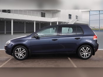 Used Volkswagen Golf 2009 for sale - 77511337: Photo