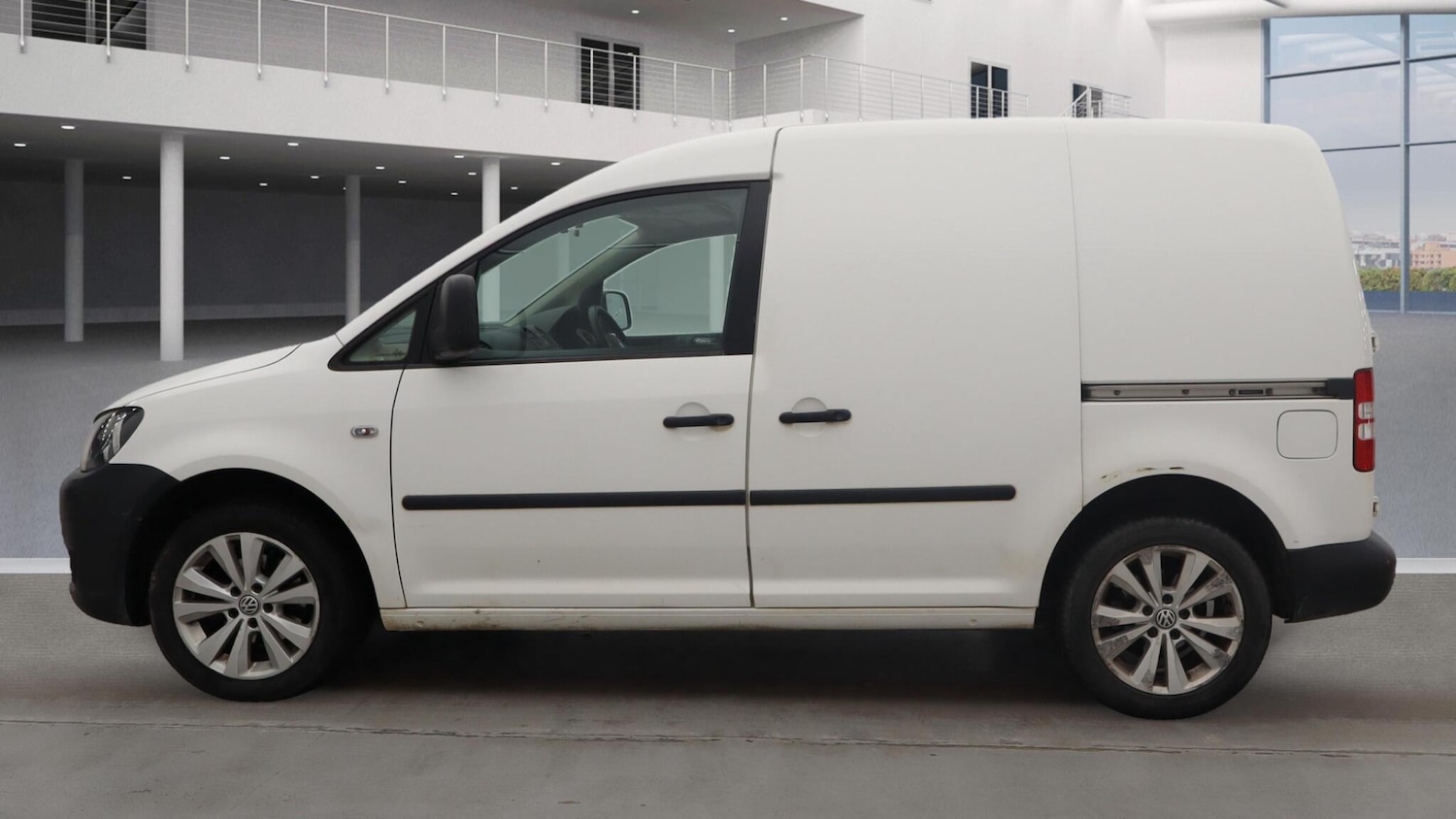 Used Volkswagen Caddy 2013 for sale - 76059330: Photo 3
