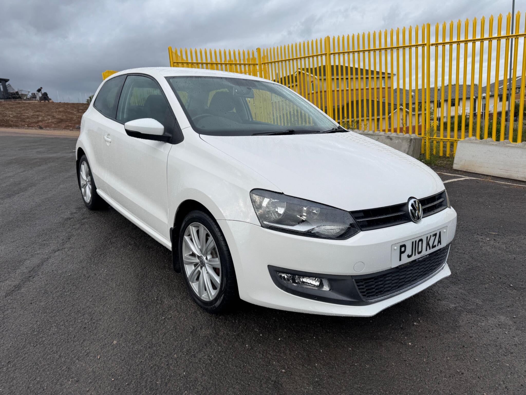 Used Volkswagen Polo 2010 for sale - 75681847: Photo