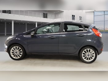 Used Ford Fiesta 2015 for sale - 78047945: Photo