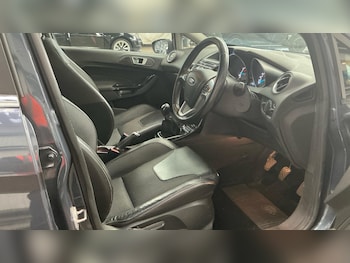 Used Ford Fiesta 2015 for sale - 78047945: Photo