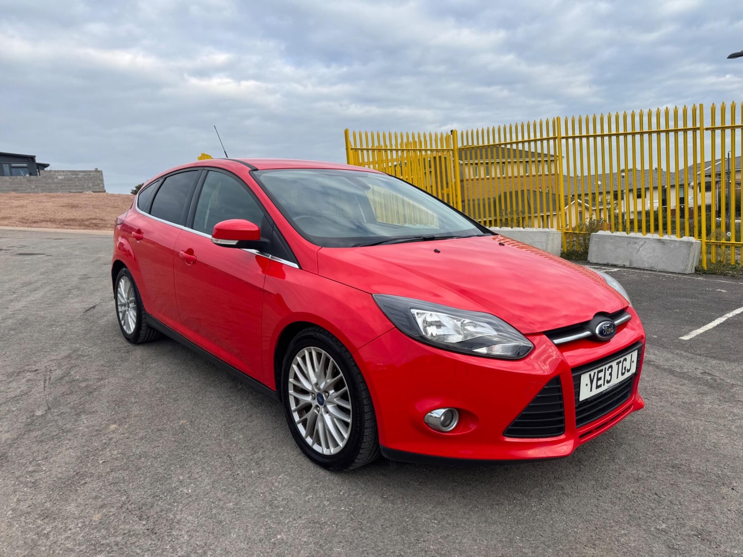 Used Ford Focus 2013 for sale - 75940683: Photo 4