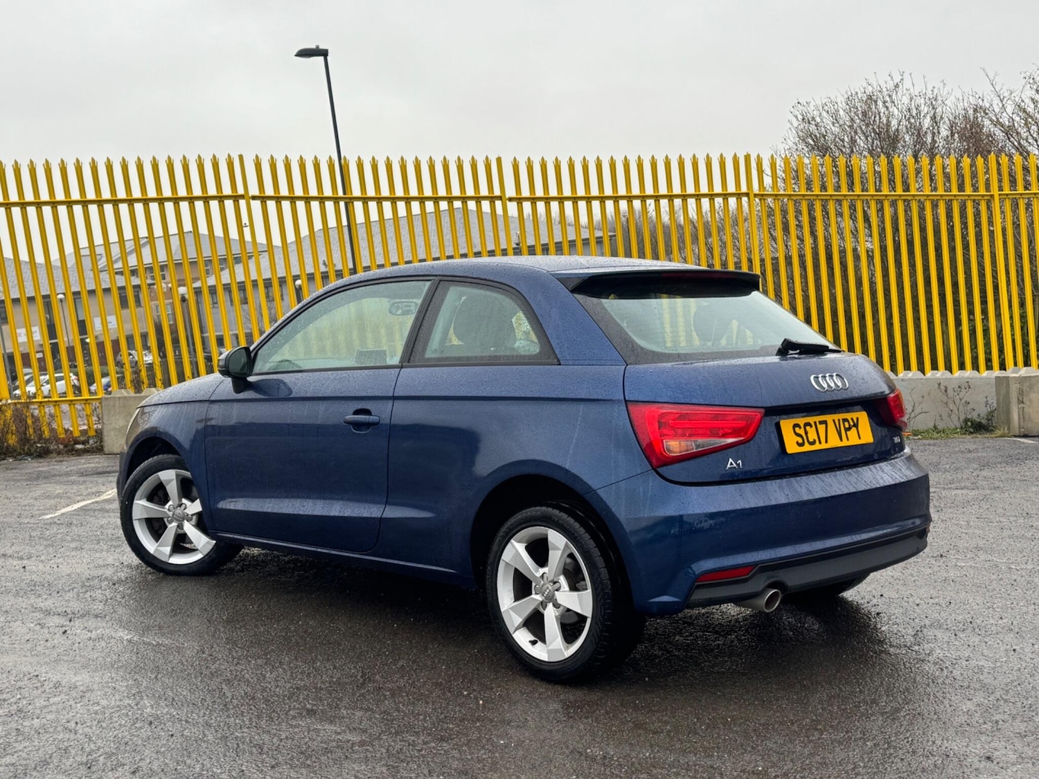 Used Audi A1 2017 for sale - 76839482: Photo 2